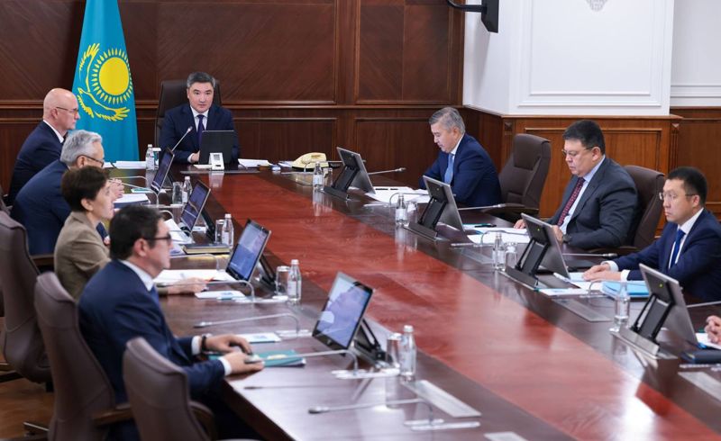 Бектенов поручил акимам держать на контроле прохождение отопительного сезона