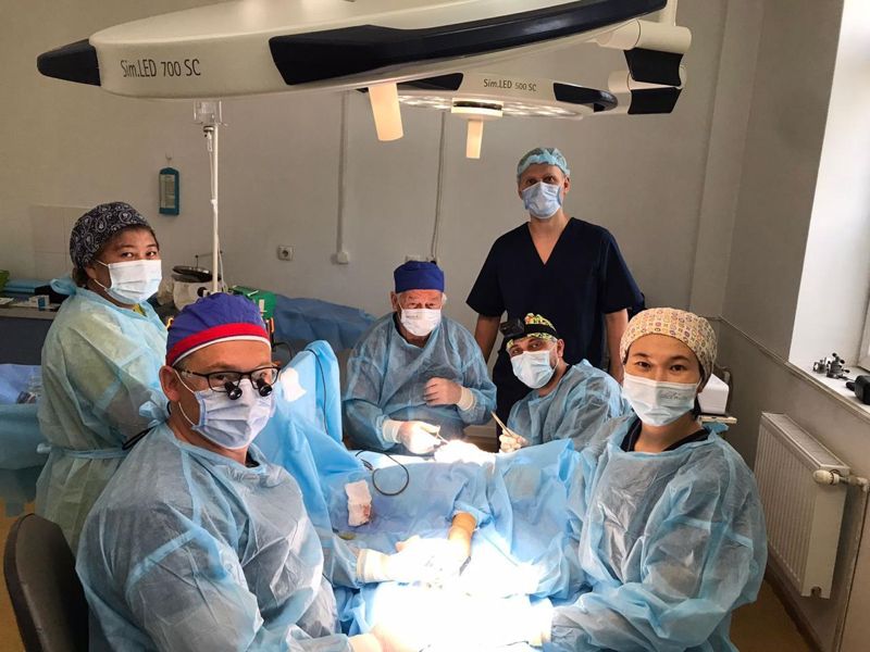 Полуторагодовую девочку с ДЦП прооперировали в Алматы: у ребёнка была деформация конечностей