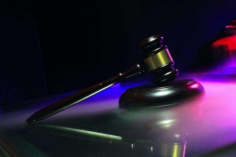 Районный аким из ВКО подал в суд на жительницу за комментарий в Инстаграме