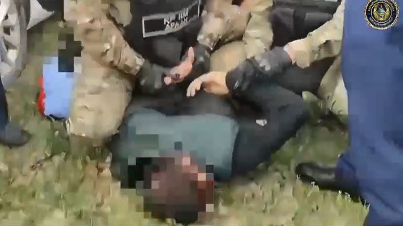 Угрожал ножом и велел не преследовать: житель Кызылорды похитил бывшую жену