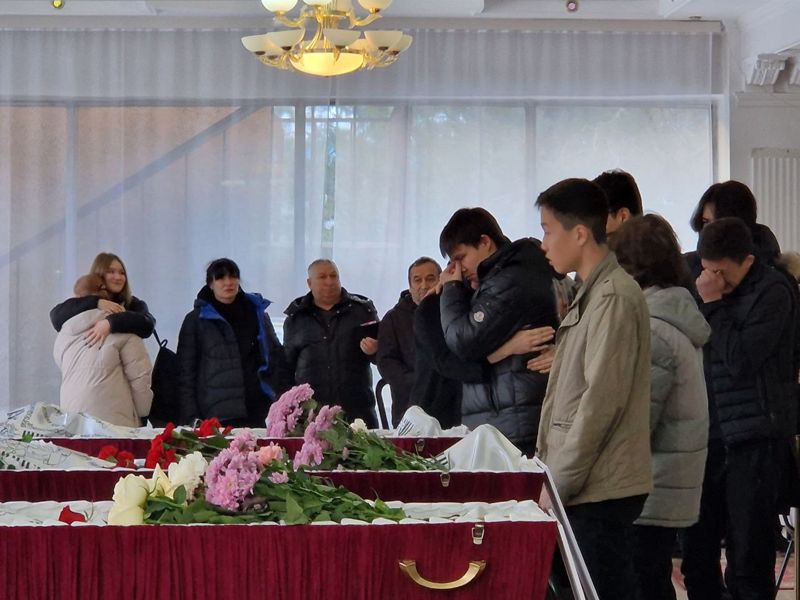 В Алматы прощаются с жертвами оползня