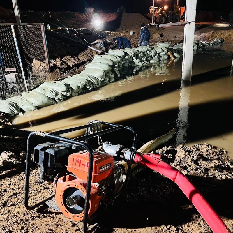 Поселок Индербор начало топить в Атырауской области