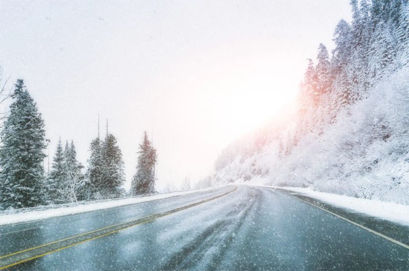 Движение на 23 участках республиканских трасс ограничили в шести областях Казахстана