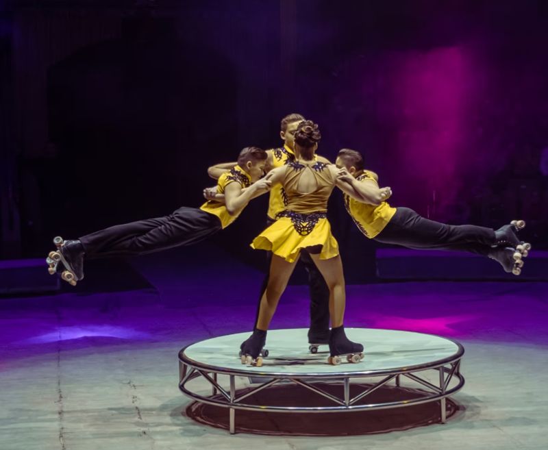 Несовершеннолетних циркачей из Германии избили охранники рынка в Туркестане