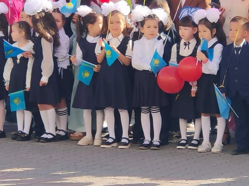 Сельские дети в ЗКО не попали сегодня в школу - за ними не приехал автобус