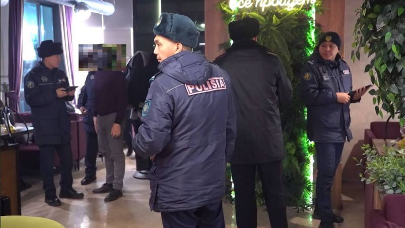 В Костанайской области 10 любителей кальяна заплатят штрафы за своё удовольствие