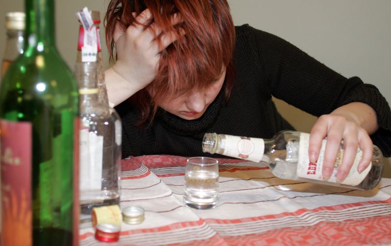 Двойное убийство произошло в Караганде - подозреваемый скончался от "паленого" алкоголя