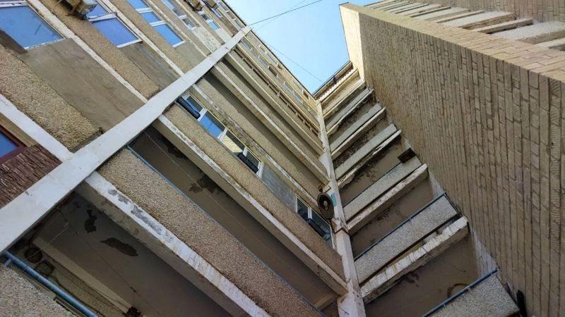 Труп женщины нашли у высотки в Актау