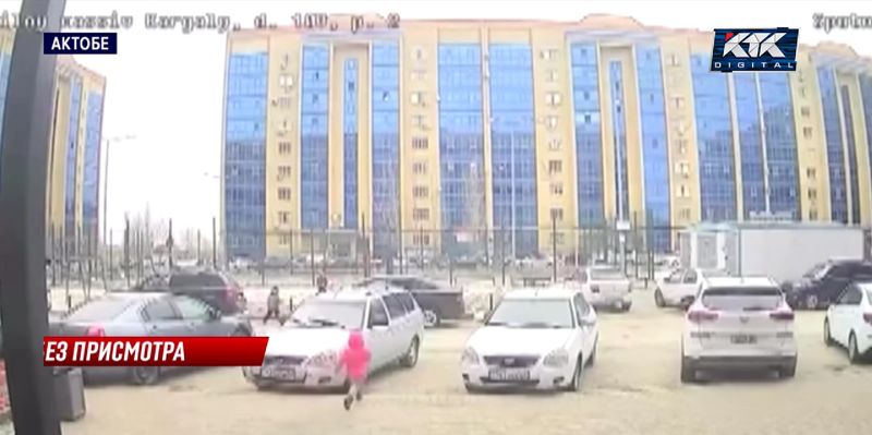 В Актобе под колёса авто попала 3-летняя девочка