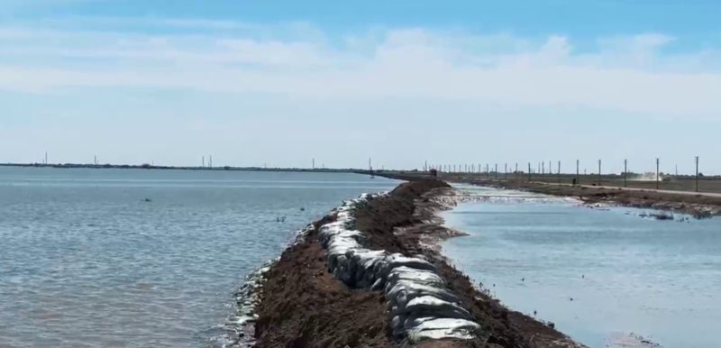 Уровень воды в реке Урал в Атырау превысил критическую отметку на 47 см