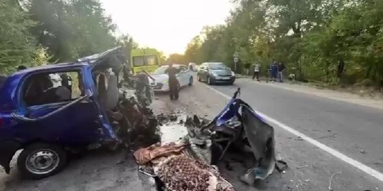 Три человека погибли в ДТП в Алматинской области