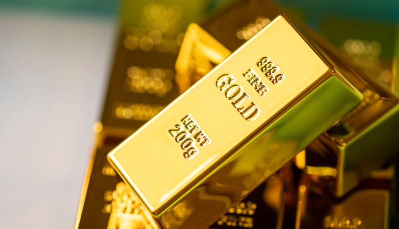 Более 8 000 золотых слитков купили казахстанцы в третьем квартале 2025 года