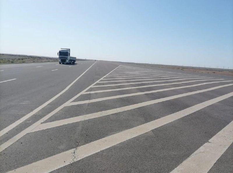 Участок дороги Жетыбай-Жанаозен стал взлётно-посадочной полосой на девять дней