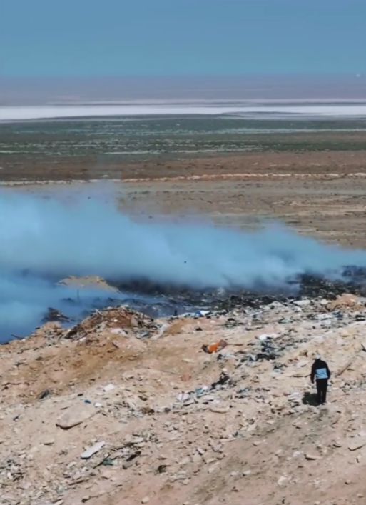 Мусор продолжает тлеть на свалке под Актау