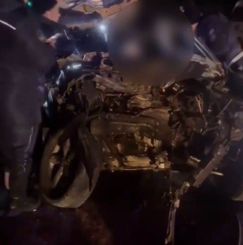 Ребёнок выжил при столкновении легковушки с грузовиком на скорости 160 км/ч