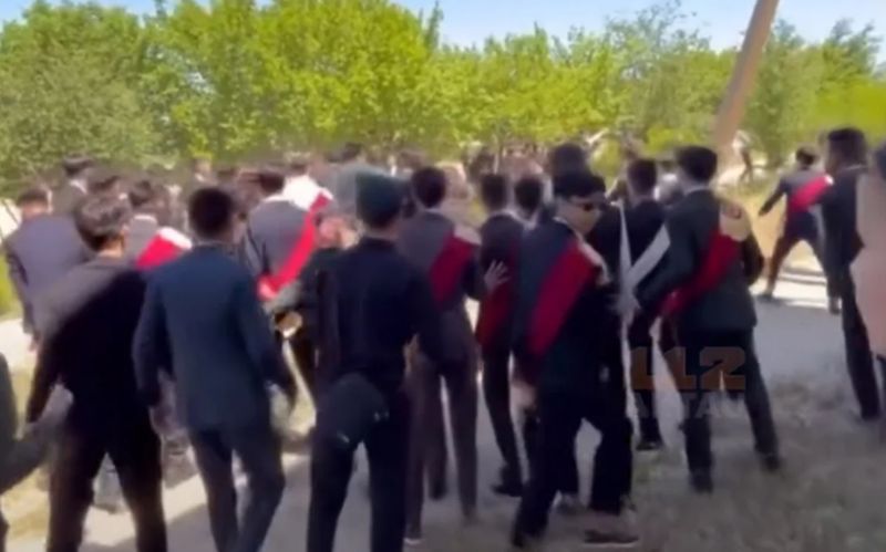 Массовую драку устроили выпускники в Мангистау