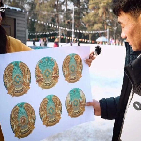 Казахстанцы не знают герб своей страны - молодежное движение