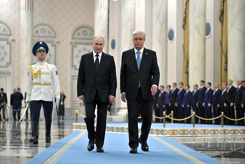 Без громких заявлений: чем закончился государственный визит Путина в Казахстан?