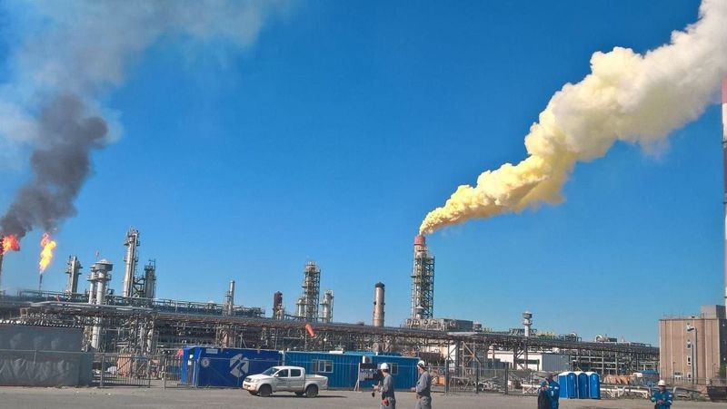 Аномальные объемы выбросов в атмосферу зафиксировали в Атырауской области