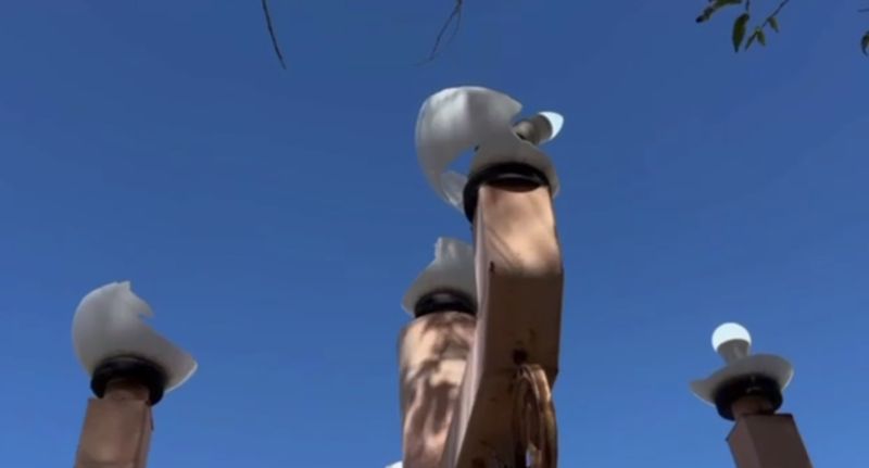 В Кызылорде хулиганками, бьющими уличные фонари, оказались две девочки