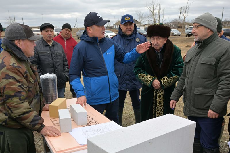 В Павлодарской области начали строить дома пострадавшим от паводков