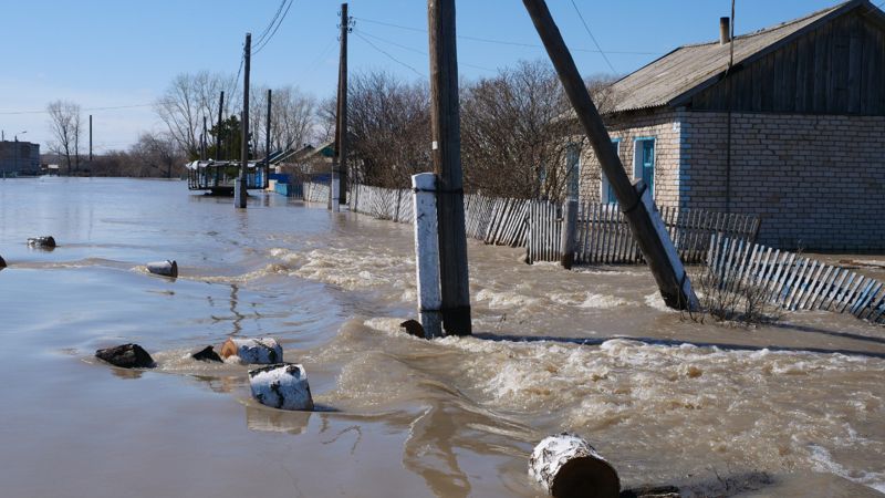 Жителей села Пресновка Северо-Казахстанской области эвакуировали