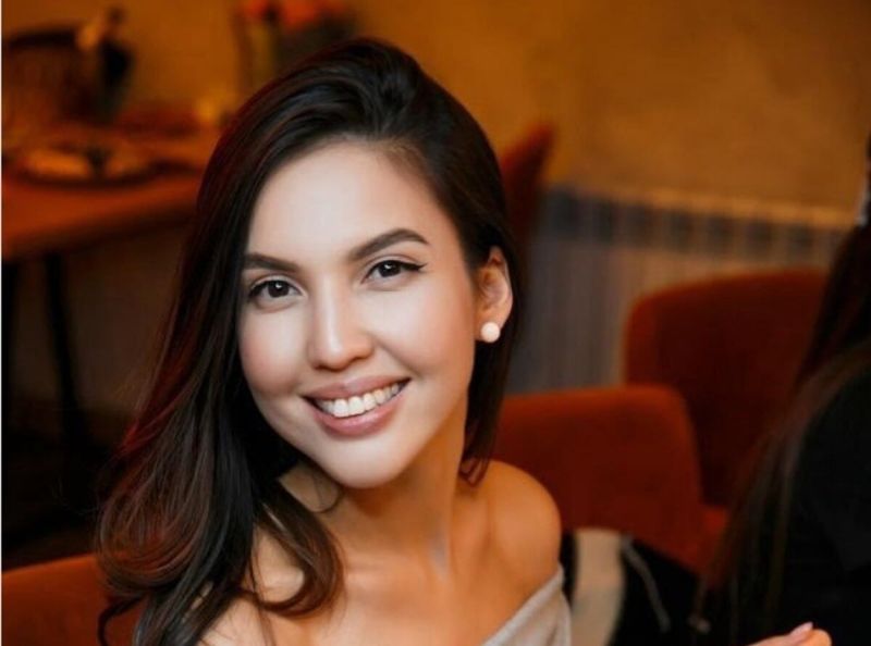 Салтанат Нукенова в расписке обещала быть идеальной женой и читать намаз