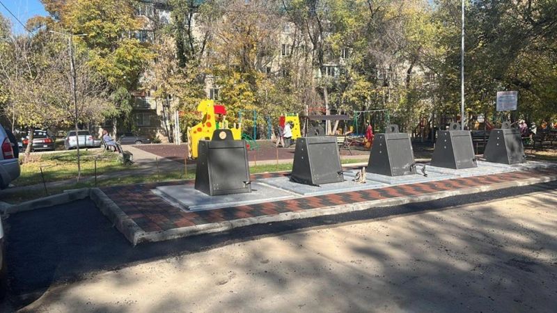Современные помойки: до конца 2025 года в Алматы обновят все мусорные контейнеры