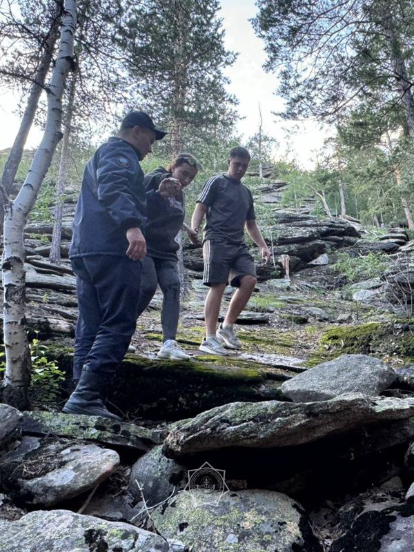 В Каркаралинске четыре туриста застряли в горах