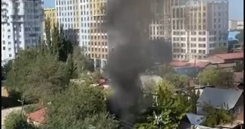 В Алматы вспыхнул пожар в частном доме