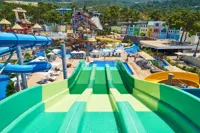 Отравление детей хлором в Атырау: главу аквапарка задержали