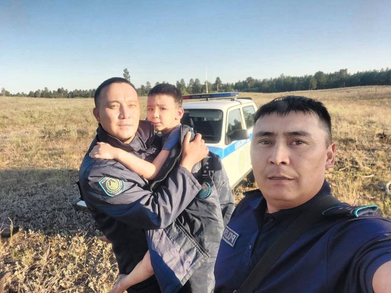В 10 км от дома нашли потерявшегося в Семее мальчика