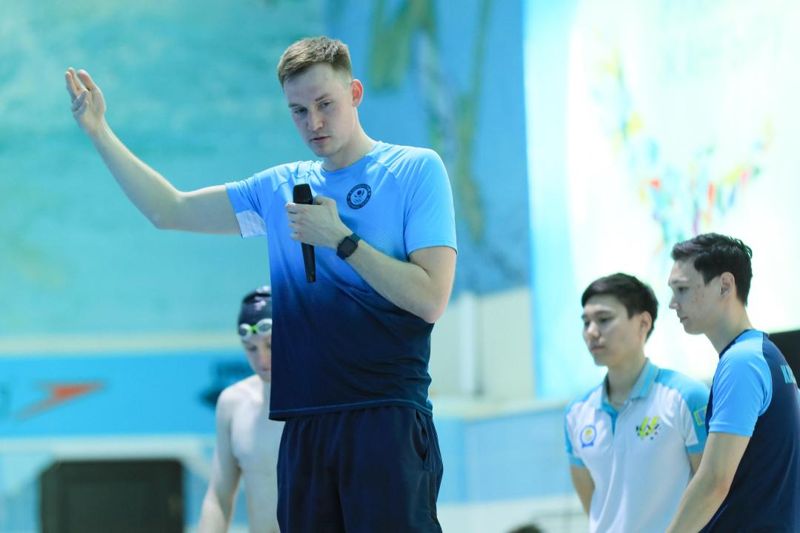 Олимпийского чемпиона назначили генеральным секретарём Федерации водных видов спорта Казахстана