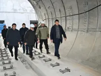 Аким Алматы проверил, как продвигается строительство станции метро 