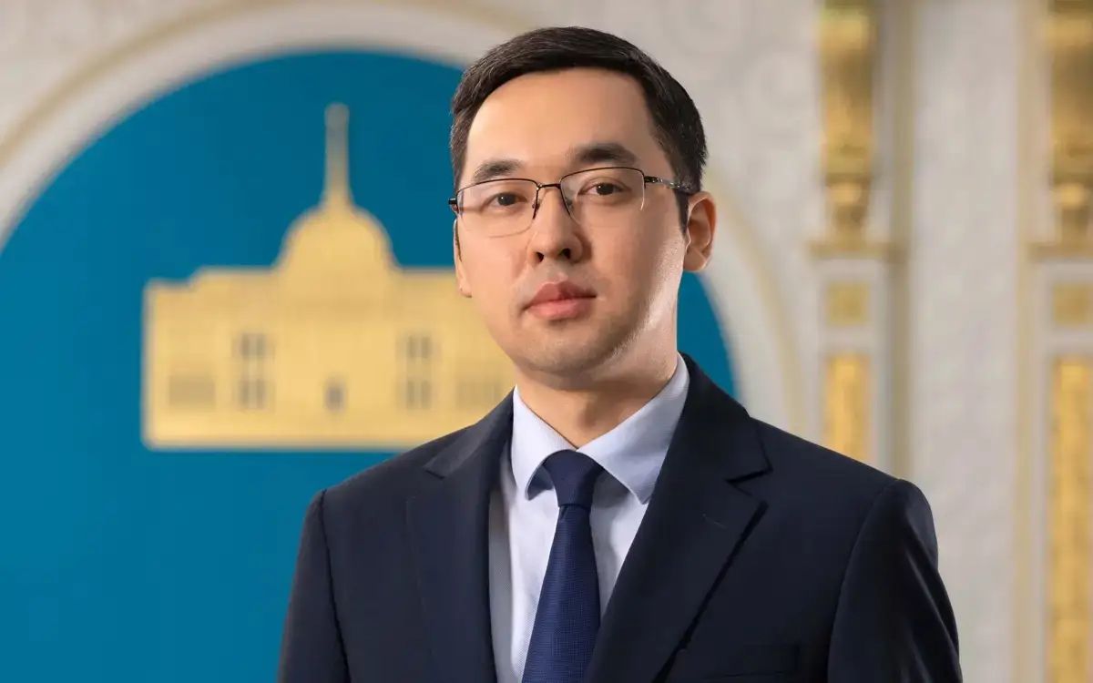 Новым пресс-секретарём президента стал Руслан Желдибай