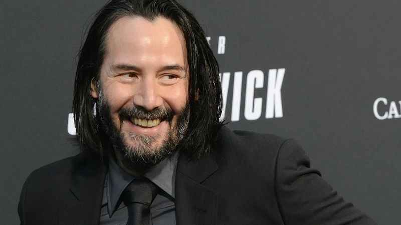 Казахстанка была готова отдать более 200 тысяч тенге, чтобы помочь Киану Ривзу