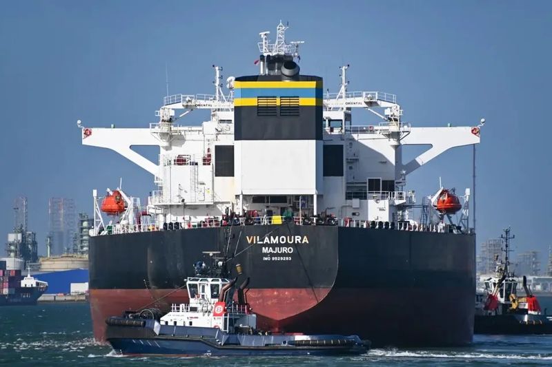 В Ливии взорвался танкер с нефтью из Казахстана: в Минэнерго сделали заявление