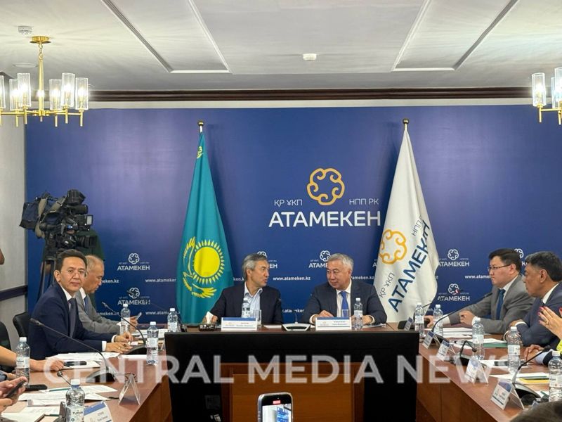 Токаев участвовал в разработке Налогового кодекса — Жумангарин