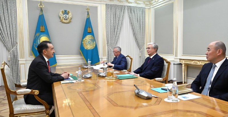 Токаев обсудил с Сагинтаевым развитие ЕАЭС и подготовку к форуму в Минске