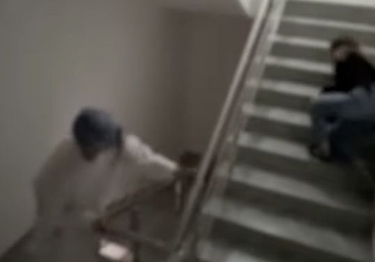 Не Момо, а мимо: пранкер из Астаны получил 10 суток за хоррор в лифте