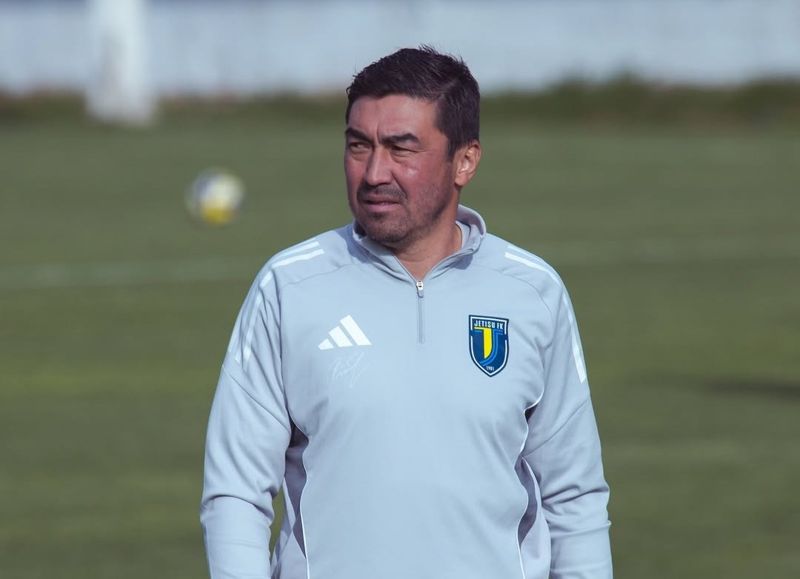 Главного тренера “Жетысу” наказали за оскорбление футбольных чиновников