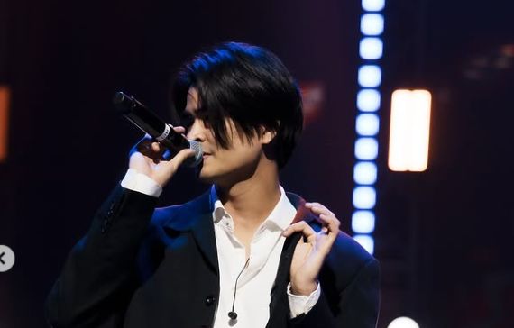 Новый краш студенток: сын Розы Рымбаевой взорвал соцсети