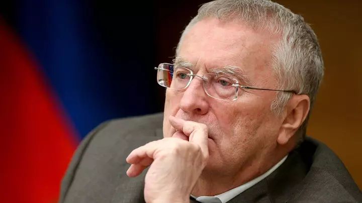 "Нет, потому что нет": Кошербаев о возможности установки памятника Жириновскому в Алматы