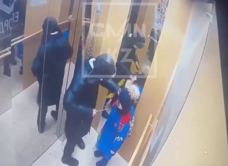 Мальчика, пережившего нападение в лифте Астаны, готовят к повторной госпитализации