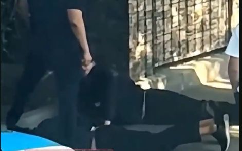 Полицейские подкинули что-то в карман задержанному: в ДП Алматы дали ответ