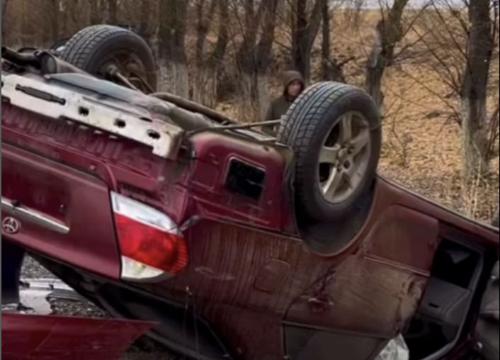 Страшная авария на трассе Алматы–Бишкек: несколько пострадавших в больнице