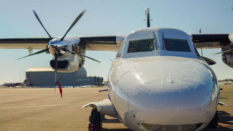 Первый спасательный самолёт представили в аэропорту Астаны