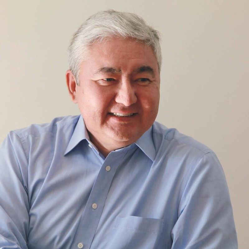 «Через пять лет дойдём до катастрофы»: экономист Алмас Чукин о госдолге и налоговой реформе