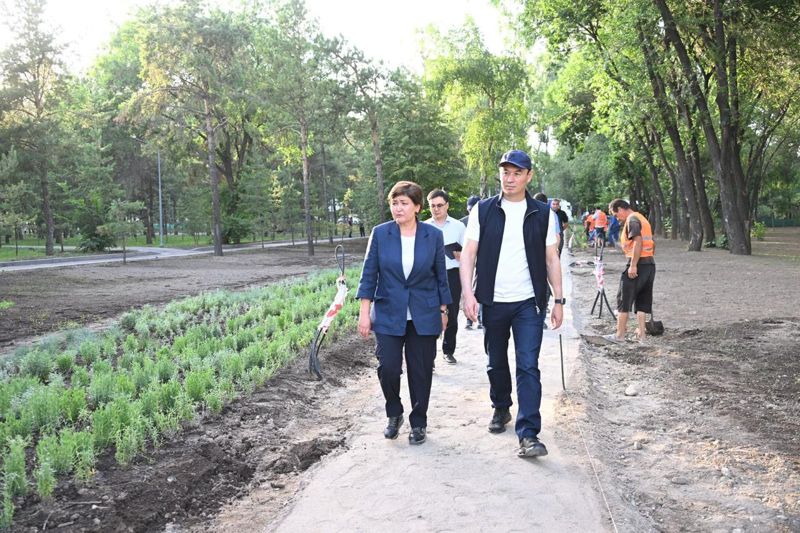Аким Алматы поручил ускорить инфраструктурные работы в Жетысуском районе