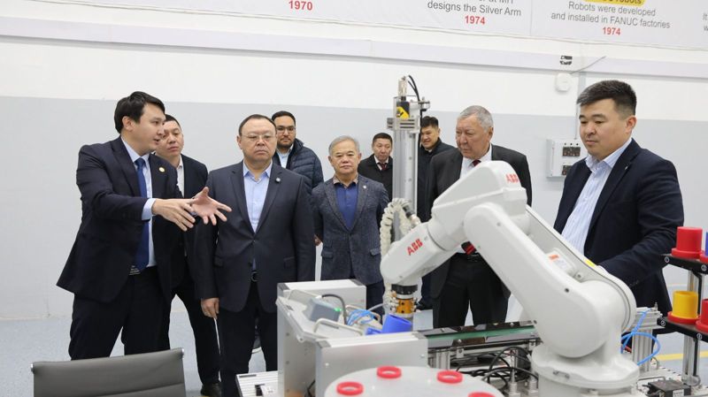 Заместитель акима города Алматы ознакомился с научным потенциалом КазНУ